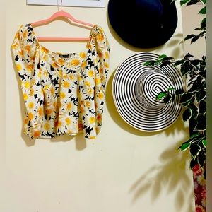 Beautiful top from Zara. Size medium